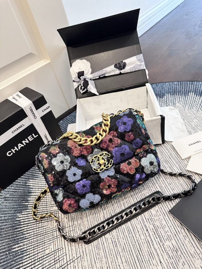 Chanel Shoulder Bag 160 DB571 26cm
