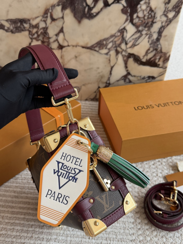 LV Side Trunk Bag 372 DB042 23cm