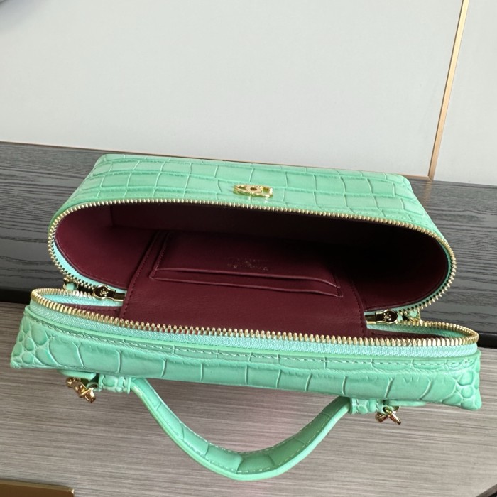 Chanel Shoulder Bag 002 YD086 19.5cm