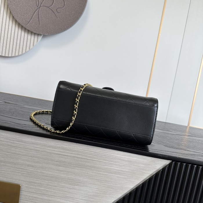 Chanel Shoulder Bag 012 YD008 23cm