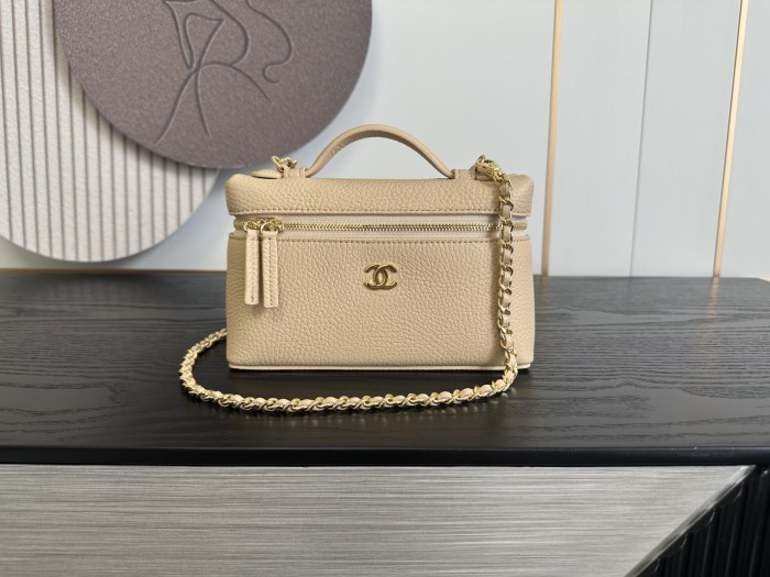 Chanel Shoulder Bag 003 YD086 19cm