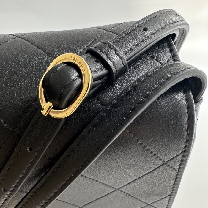 Chanel Shoulder Bag 001 YD009-089 22.5-32cm