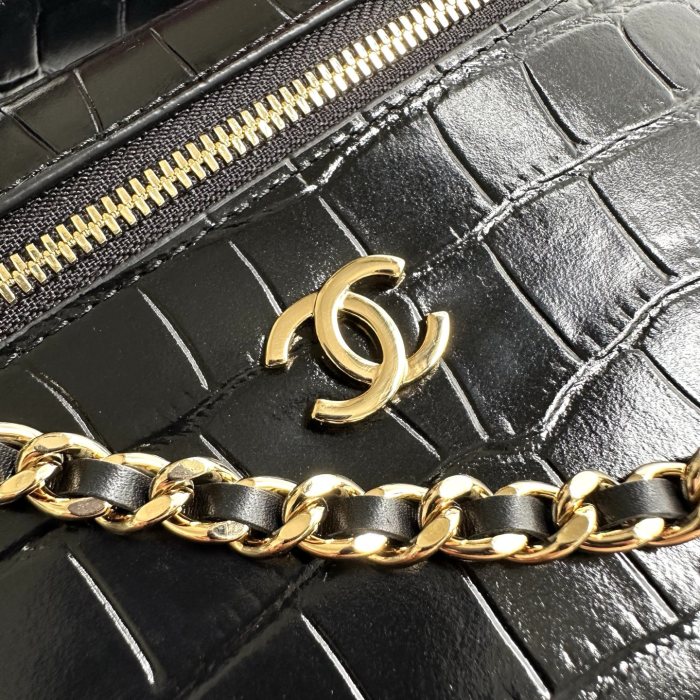 Chanel Shoulder Bag 002 YD086 19.5cm