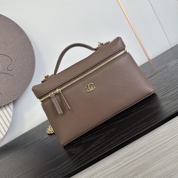 Chanel Shoulder Bag 004 YD007 23cm