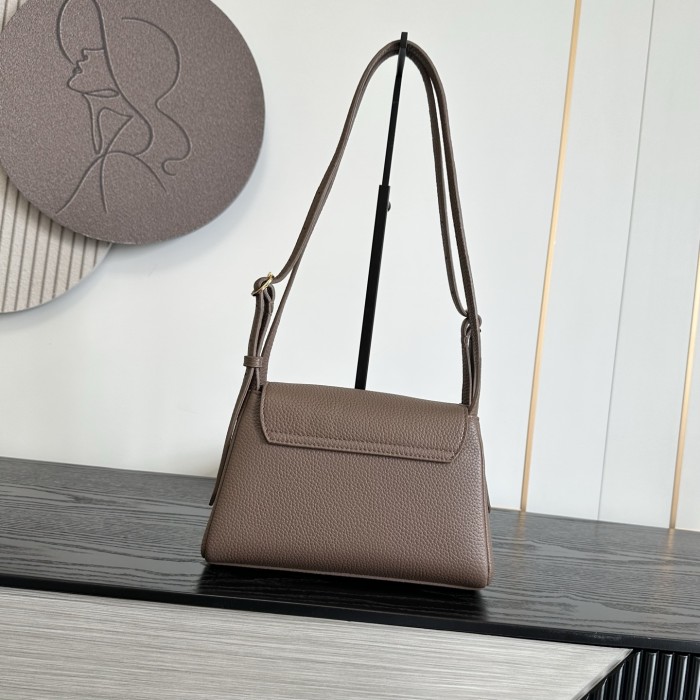 Chanel Shoulder Bag 001 YD009-089 22.5-32cm