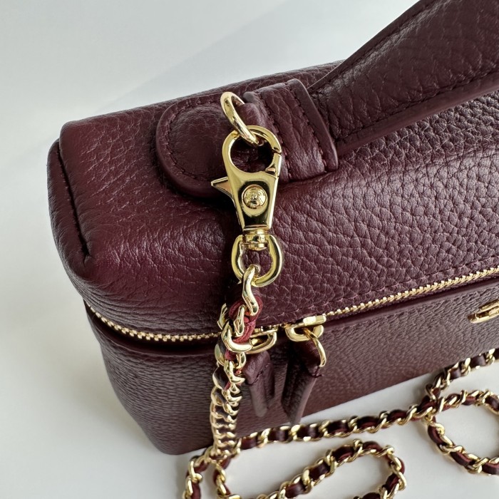 Chanel Shoulder Bag 004 YD007 23cm