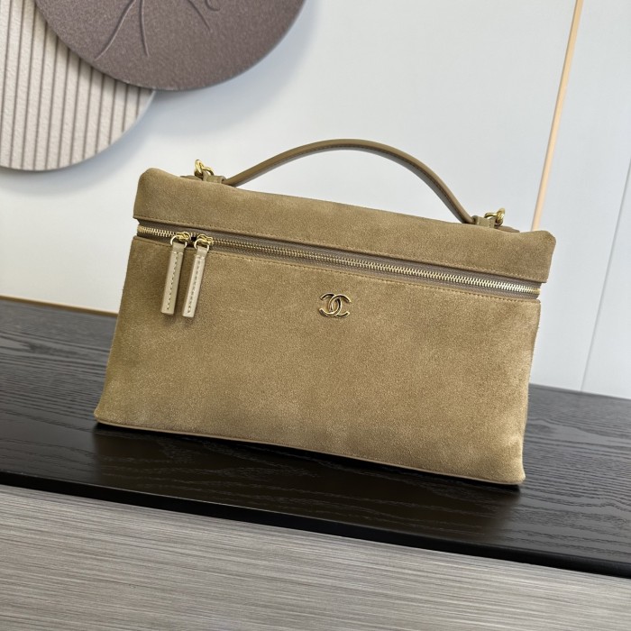 Chanel Shoulder Bag 016 YD086 29cm