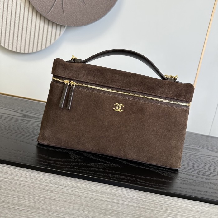 Chanel Shoulder Bag 016 YD086 29cm