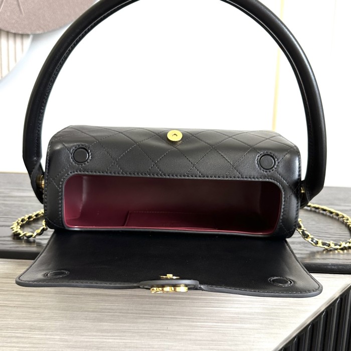 Chanel Shoulder Bag 012 YD008 23cm