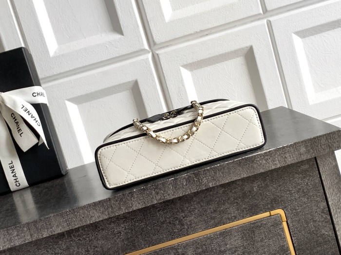 Chanel Shoulder Bag 028 YD087 19.5cm