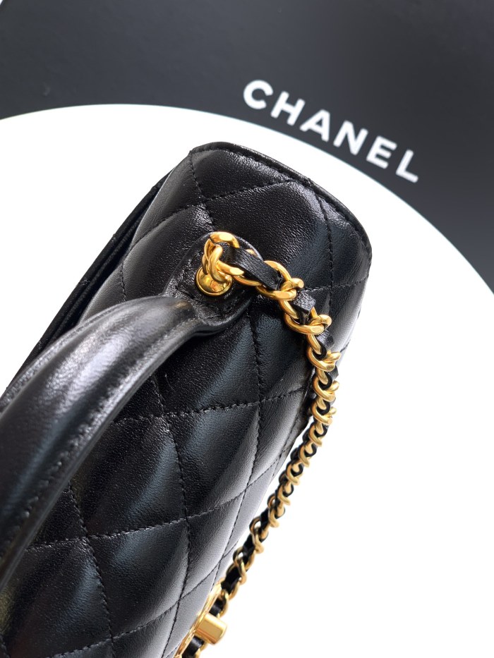 Chanel Shoulder Bag 027 YD0801 18.5cm