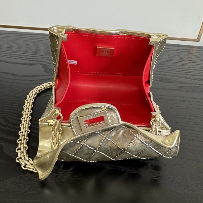 Chanel Shoulder Bag 024 YD0002 20cm