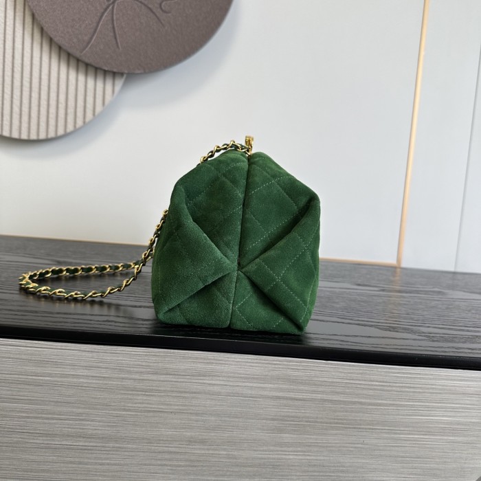 Chanel Shoulder Bag 033 YD0501 26cm