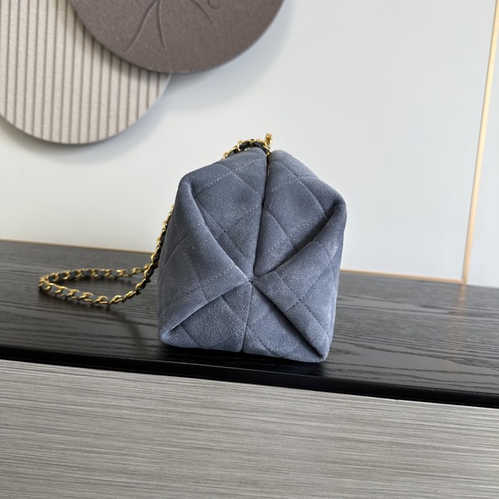 Chanel Shoulder Bag 033 YD0501 26cm