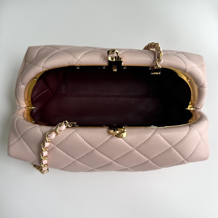 Chanel Shoulder Bag 033 YD0501 26cm