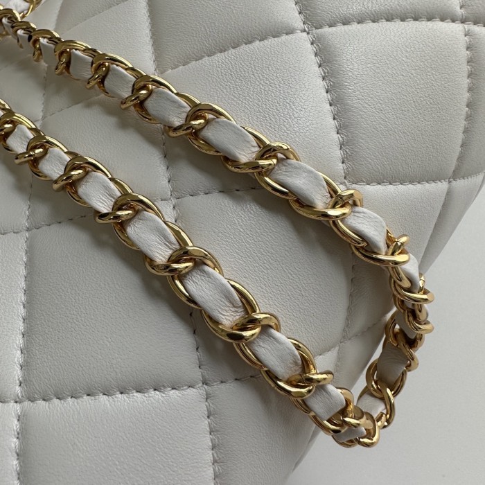 Chanel Shoulder Bag 033 YD0501 26cm