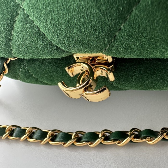 Chanel Shoulder Bag 033 YD0501 26cm