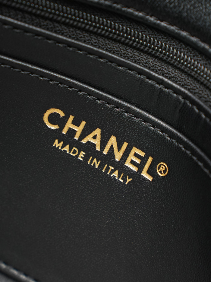 Chanel Shoulder Bag 4384 YD058 19.5cm
