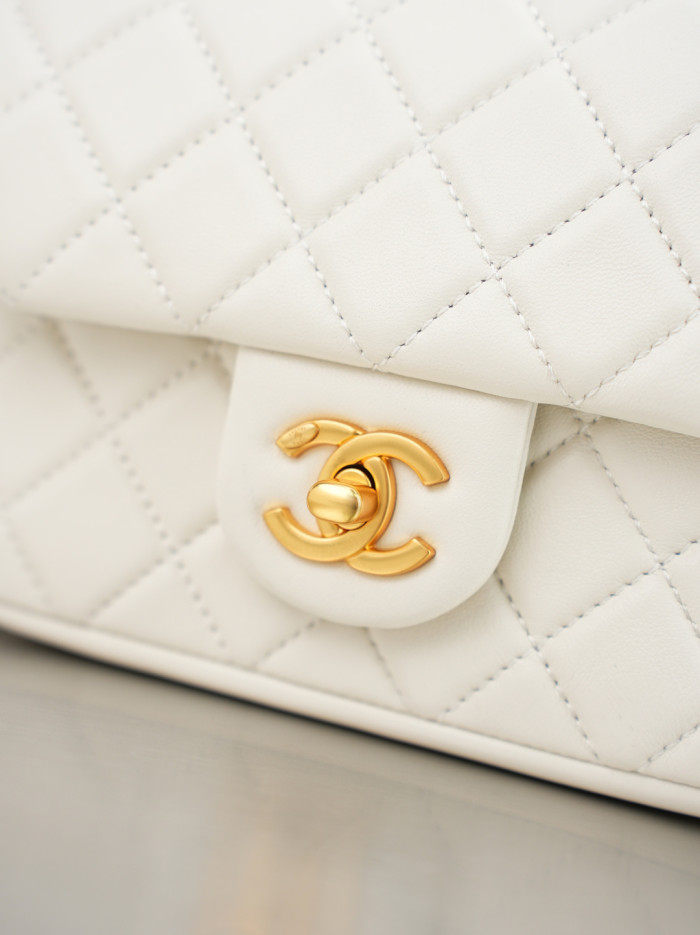 Chanel Shoulder Bag 4384 YD058 19.5cm