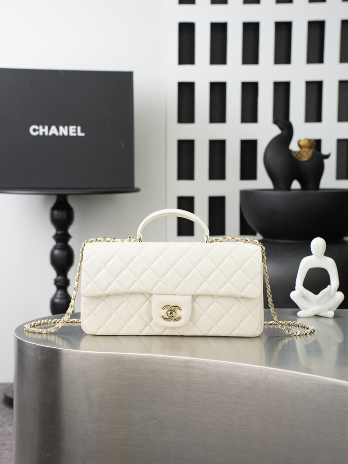 Chanel Shoulder Bag 2431 YD086 25cm