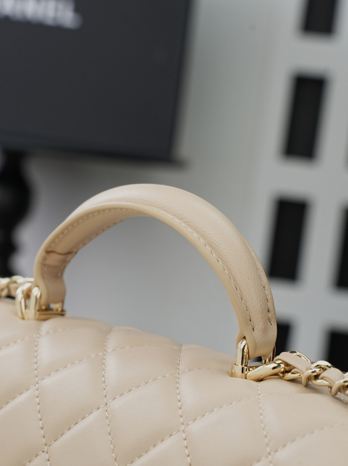 Chanel Shoulder Bag 2431 YD086 25cm