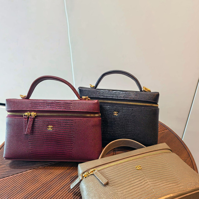 Chanel Shoulder Bag 5195 YD086 19.5cm