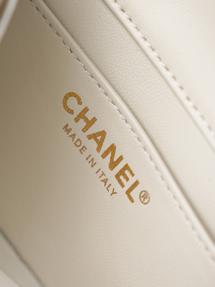 Chanel Shoulder Bag 4384 YD058 19.5cm