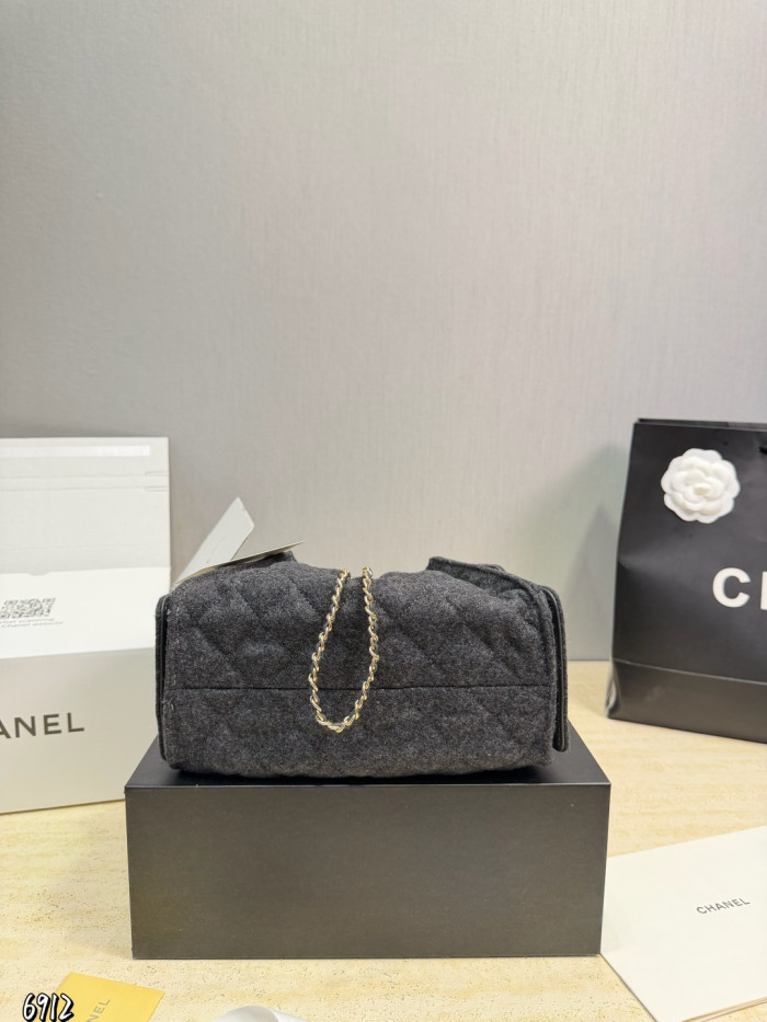 Chanel Bucket Bag 173 DB532-552 22-26cm