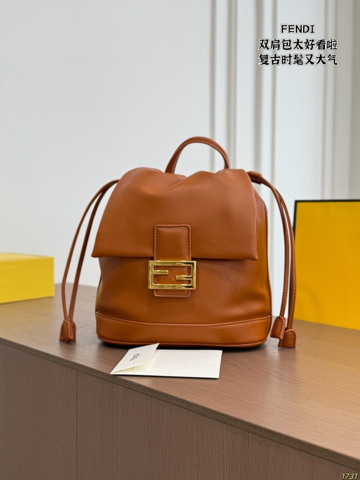 Fendi Backpack 011 DB591 23cm