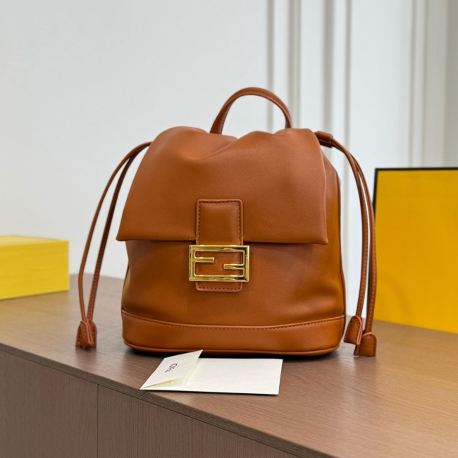 Fendi Backpack 011 DB591 23cm