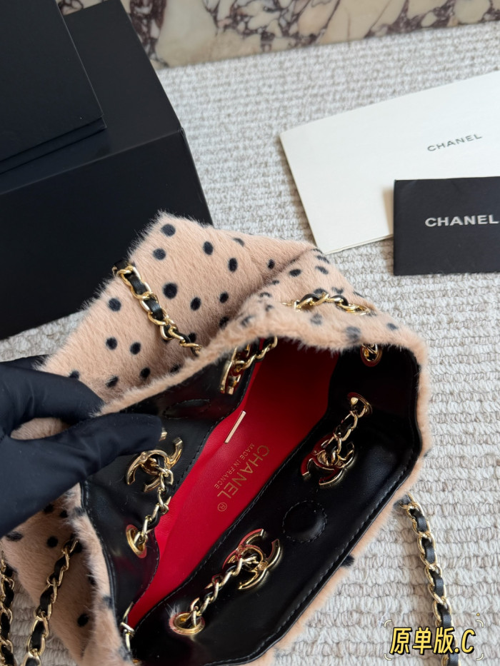 Chanel Bucket Bag 181 DB052 20cm