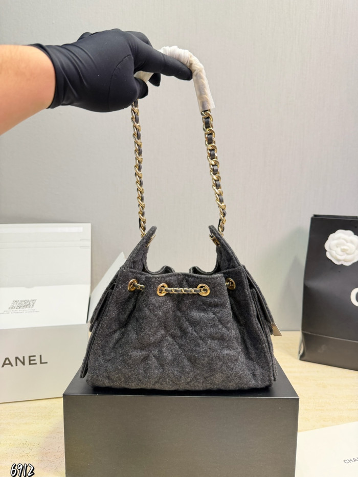 Chanel Bucket Bag 173 DB532-552 22-26cm