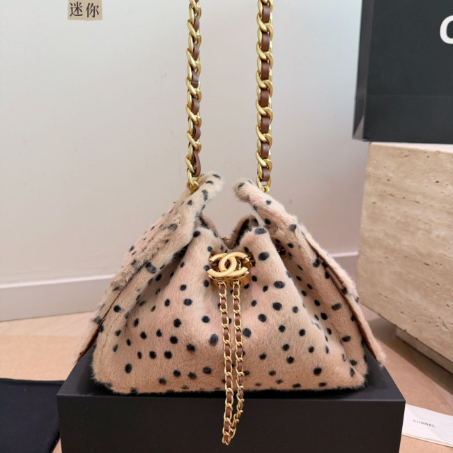 Chanel Bucket Bag 177 DB532 22cm