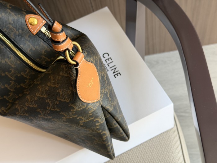 Celine Shoulder Bag 018 DB581 36.5cm