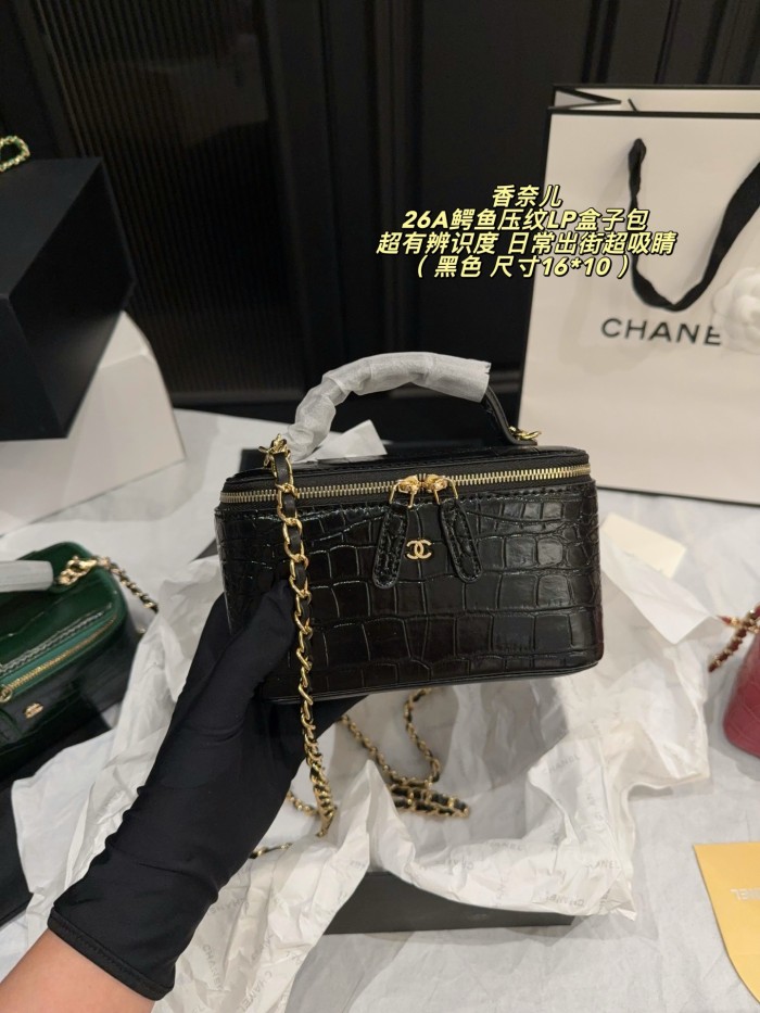 Chanel Shoulder Bag 187 DB571 16cm