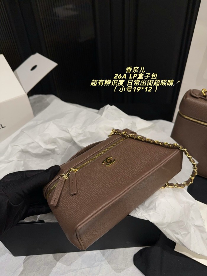 Chanel Shoulder Bag 198 DB502-522 19-29cm