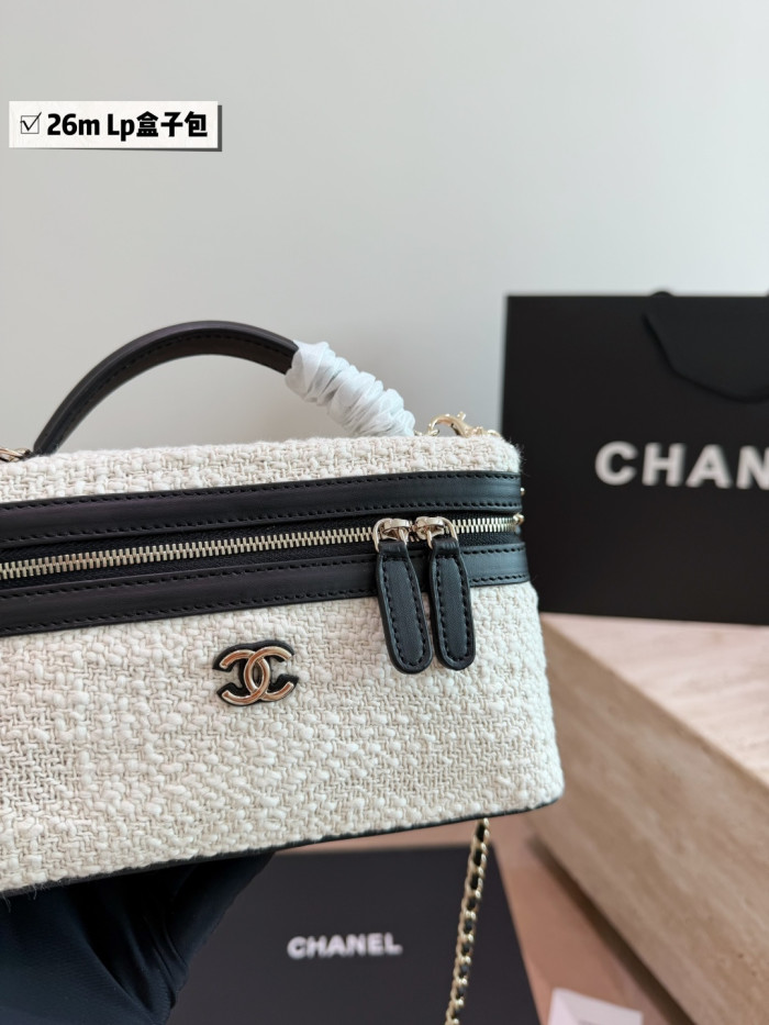 Chanel Shoulder Bag 191 DB581 19cm