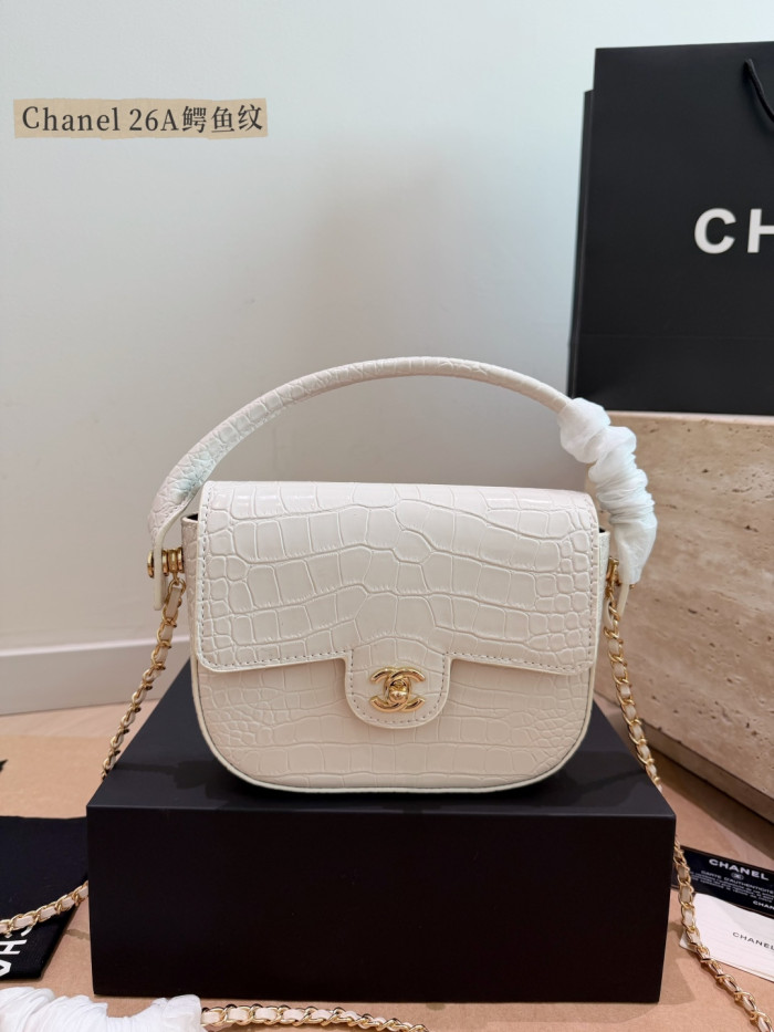 Chanel Shoulder Bag 182 DB002 20cm