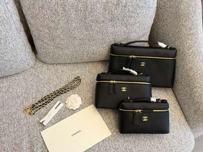 Chanel Shoulder Bag 189 DB502-522 19.5-29cm