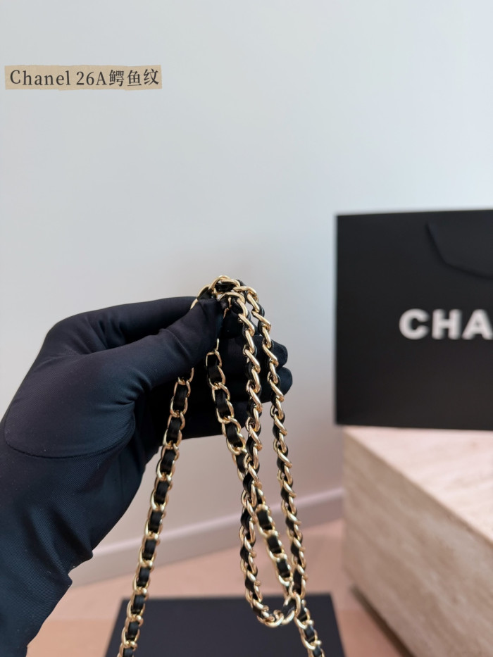 Chanel Shoulder Bag 182 DB002 20cm
