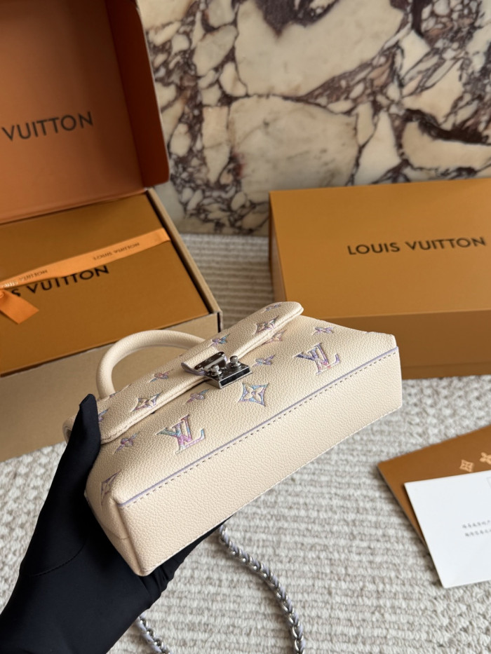 LV Nano Madeleine Bag 392 DB571 18cm