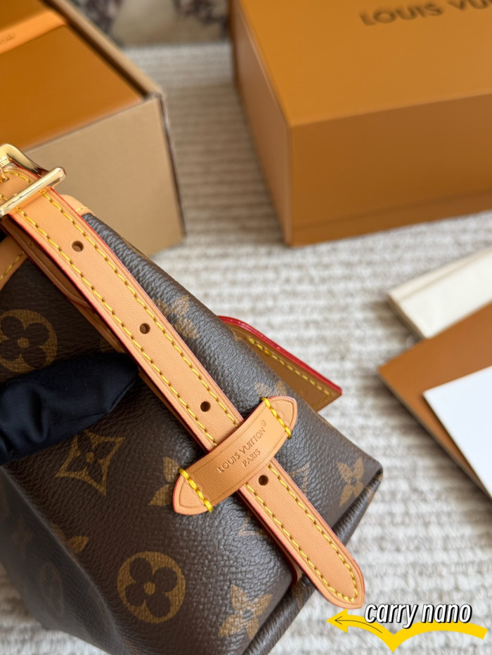 LV Nano Carryall Bag 397 DB071 17cm