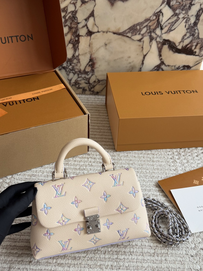 LV Nano Madeleine Bag 392 DB571 18cm