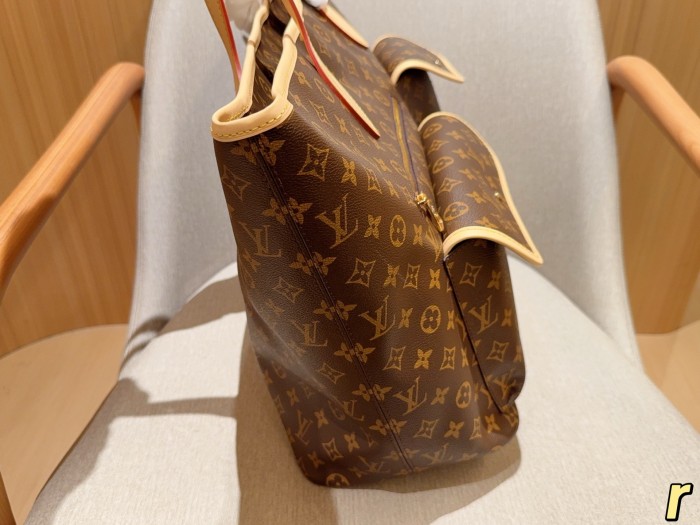 LV Neverfull Cargo Bag 396 DB052 42cm