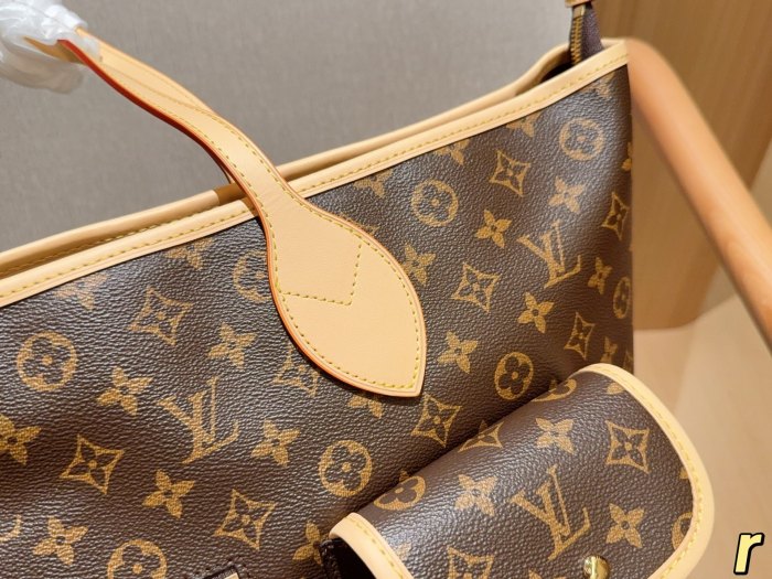 LV Neverfull Cargo Bag 396 DB052 42cm