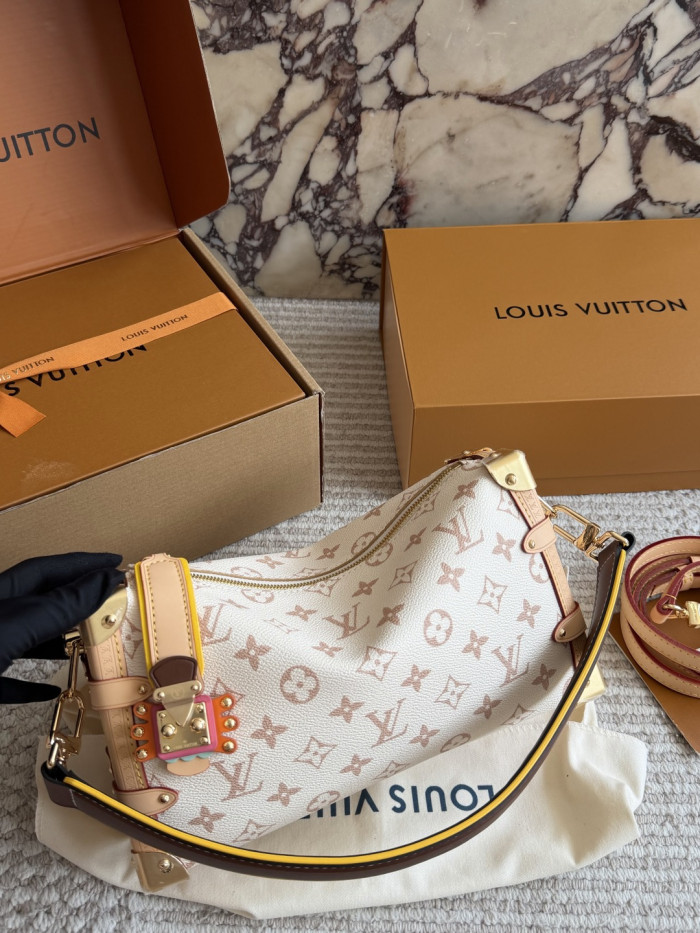 LV Side Trunk Bag 390 DB052 28cm