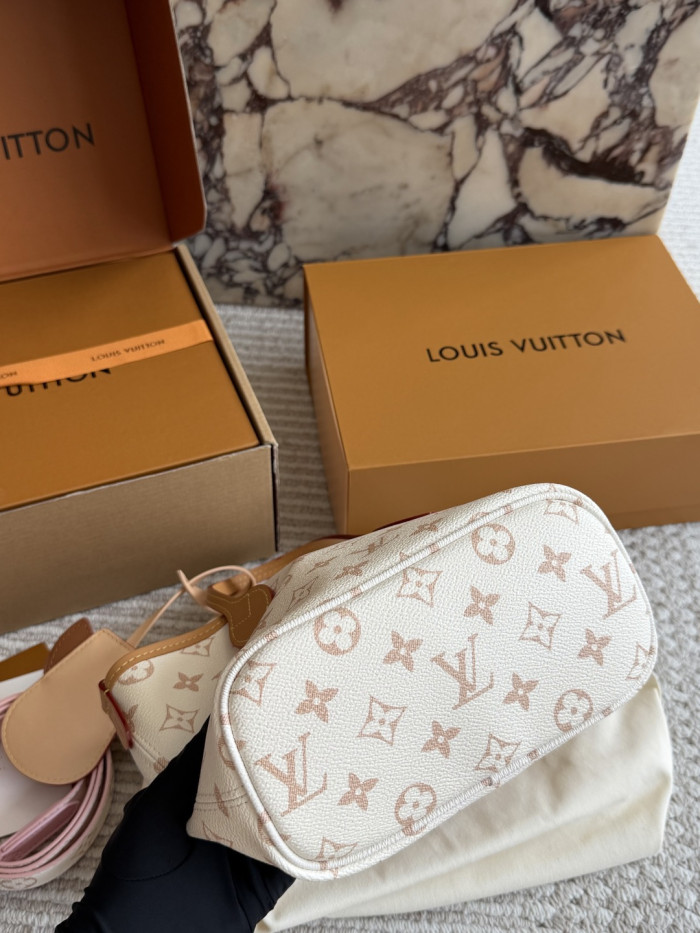 LV Neverfull BB Tote 388 DB512 20cm