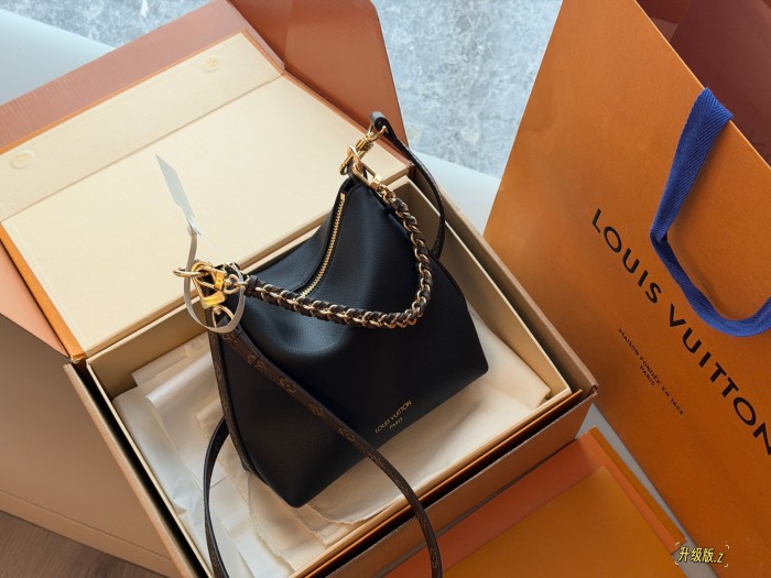 LV Multipass Bag 398 DB522-542 20cm