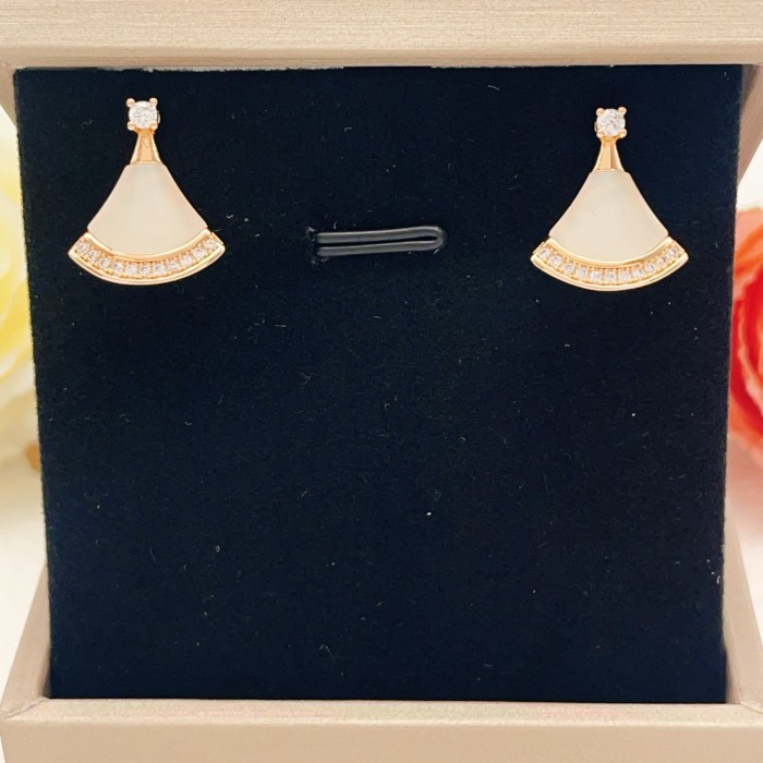 Bvlgari Earrings BE100