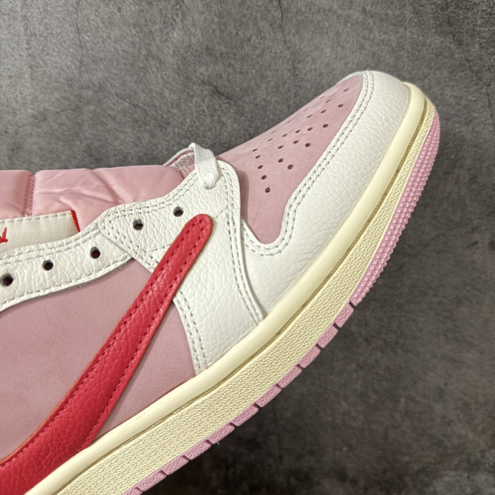 Travis Scott x Air Jordan 1 IQ7604-101 HL042